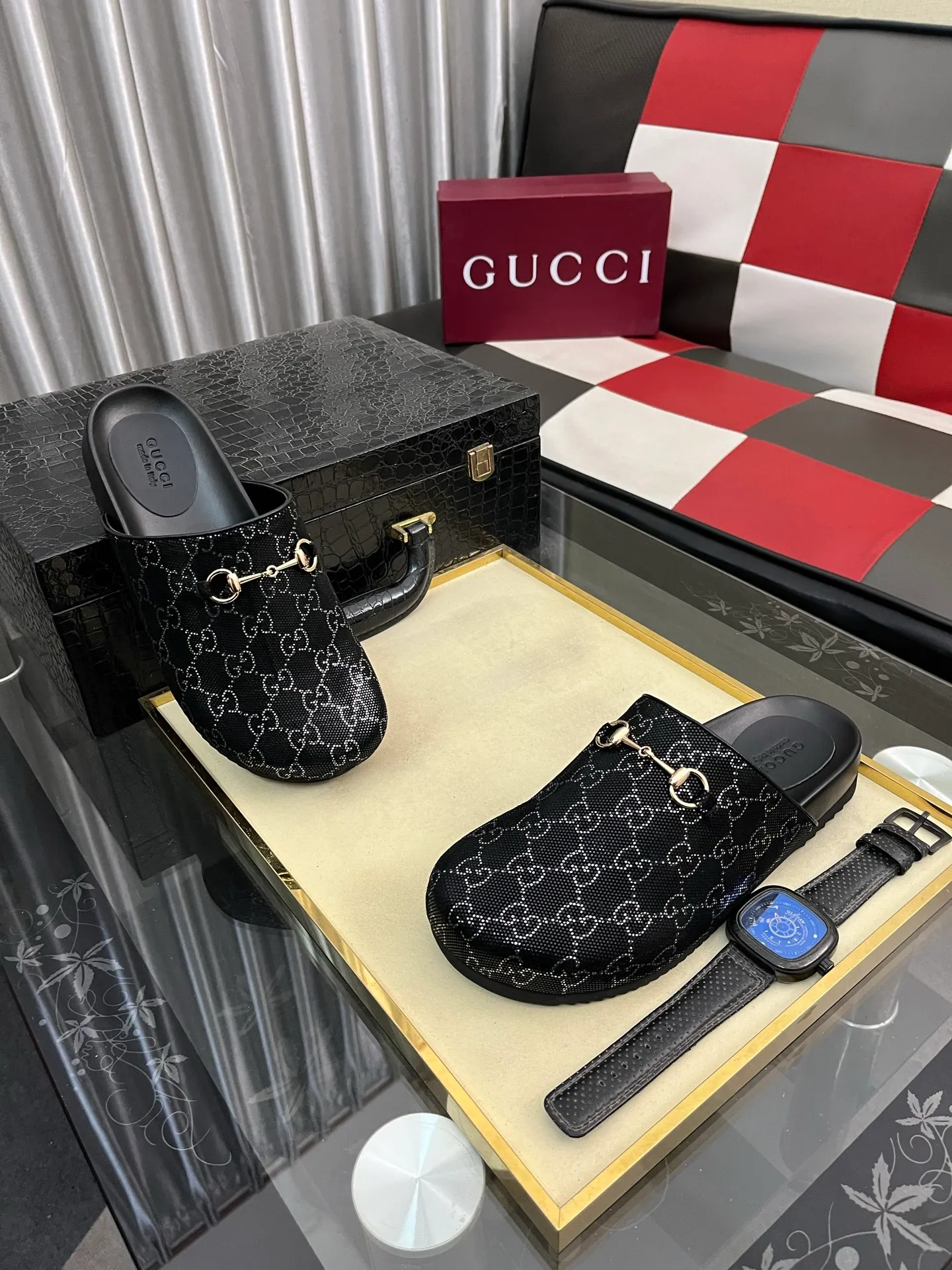 Ex-factory price: 420⌚️⌚️[Gucci] 2025 new season half-slip men's shoes, made of Italian imported first-layer frosted cowhide➕sheepskin lining, original hardware buckle, original combination wear-resistant outsole, real shot 🎬 Very comfortable on the feet, size 38-44